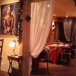 拉瓦乐酒店 酒店