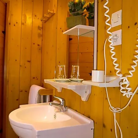 فندق La Vallee Longemer Boutique Hotel كسونبورت-لونجمير