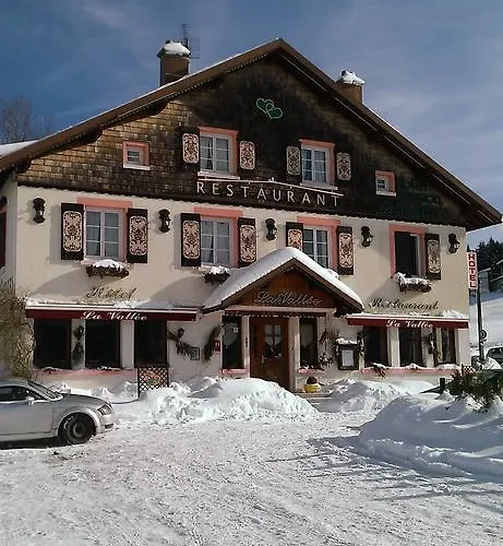 Hotel La Vallee 2*